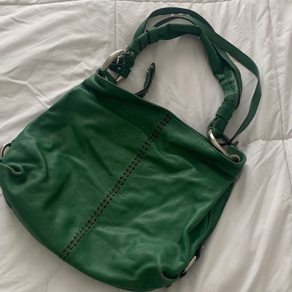 BMakowsky Chic Green Leather Shoulder Bag